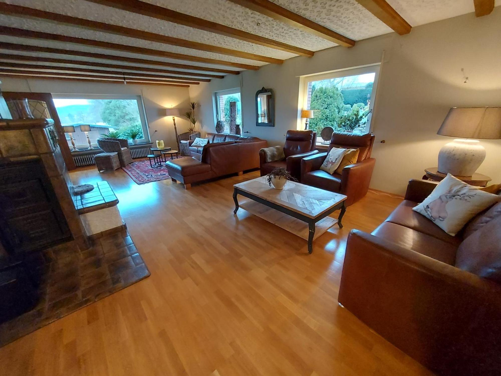 Ferienhaus Hescheld With Private Jacuzzi Hellenthal Dış mekan fotoğraf